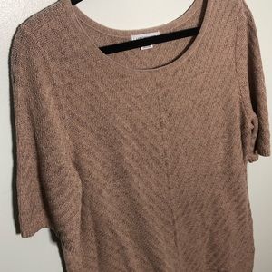 Liz Claiborne tan short sleeved sweater